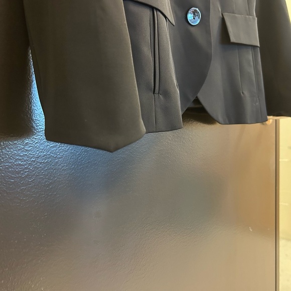 Zenobia size 12 EUC wool blend Black Professional Jacket- sharp corner detail - Picture 12 of 13